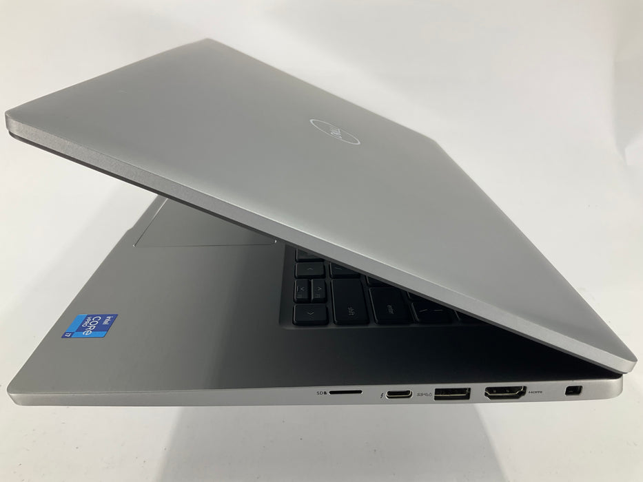 Dell Latitude 7520 15.6" Core i7-1185G7 512GB 16GB B Win 11 Pro