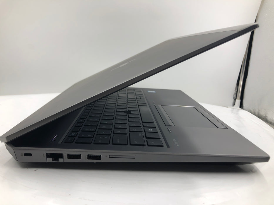 HP Zbook 15 G5 15.6" Core i7-8750H 256GB 16GB B Win 11 Pro P2000