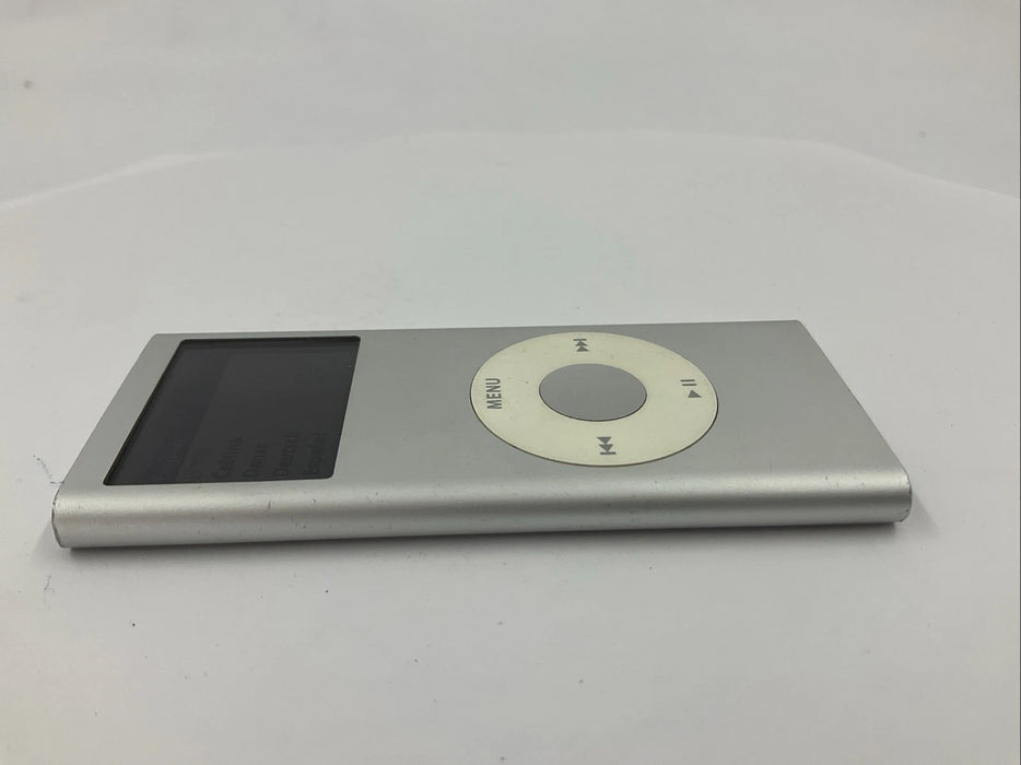 Apple iPod Nano 2nd Generation 4GB Silver A1199
