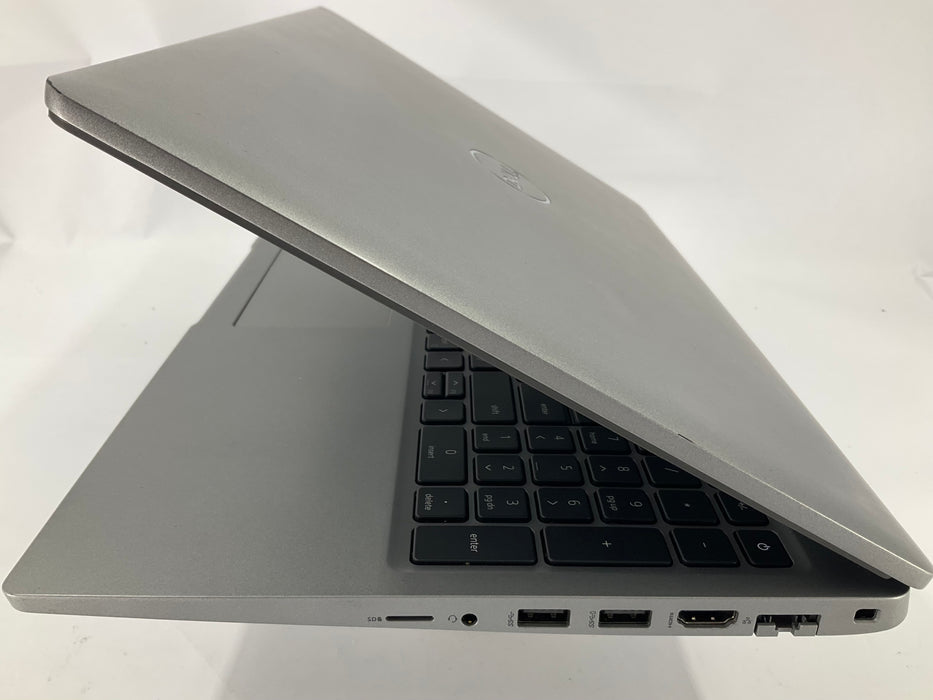 Dell Latitude 5520 15.6" Core i5-1135G7 256GB 16GB B Win 11 Pro