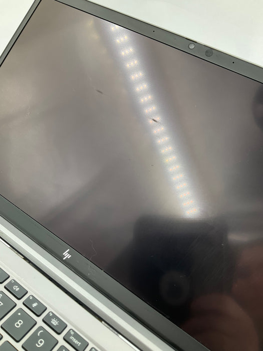 HP ZBook Firefly G8 14" Touch Core i7-1185G7 256GB 16GB NO OS *READ*