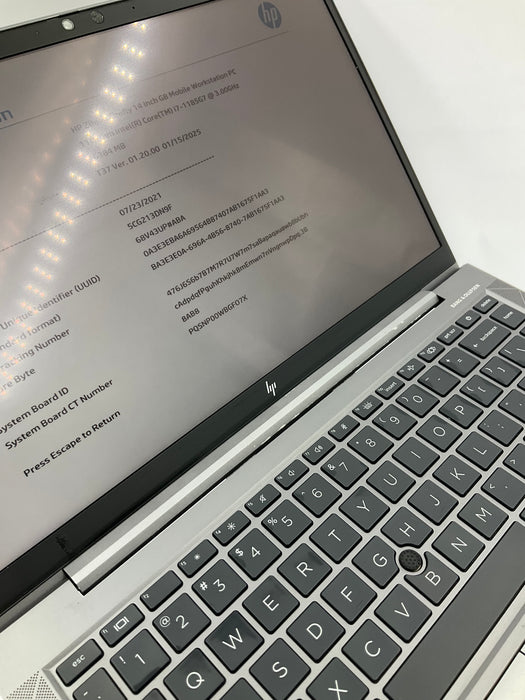 HP Zbook Firefly G8 14" Touch Core i7-1185G7 512GB 16GB B Win 11 Pro *READ*