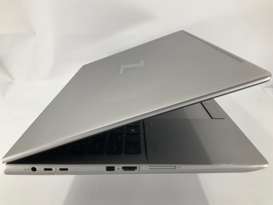 HP ZBook Fury G9 16" Core i7-12850HX 1TB 32GB Win 11 Pro A3000