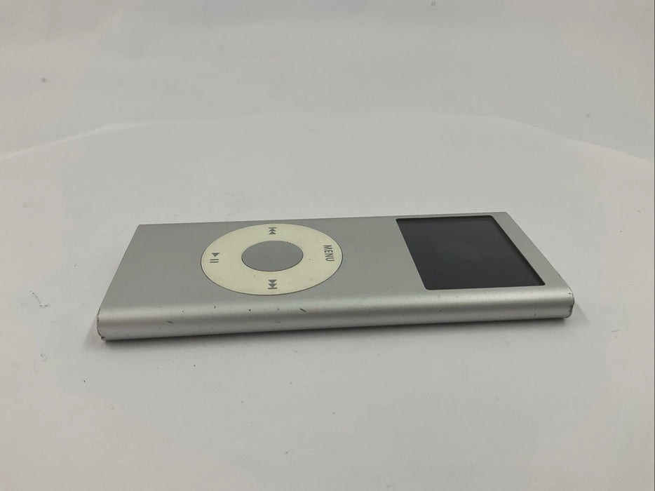 Apple iPod Nano 2nd Generation 4GB Silver A1199