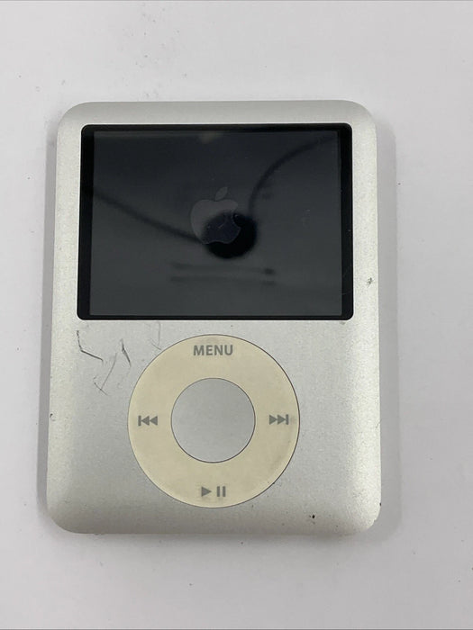Apple iPod Nano 3rd Gen 8GB Silver A1236