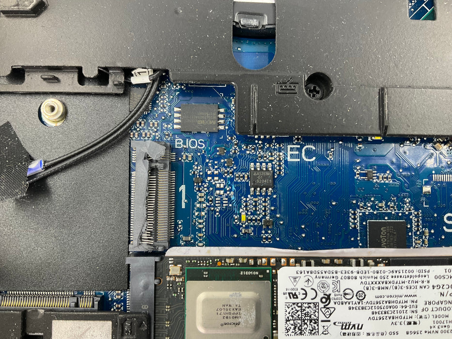 HP ZBook 15 G6 15.6" Core i7-9850H 256GB 32GB W11P Quadro T1000 - Broken NVME