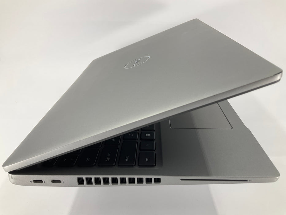 Dell Latitude 5520 15.6" Core i7-1185G7 512GB 16GB B Win 11 Pro