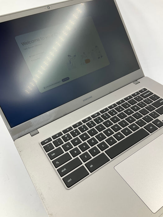 Samsung ChromeBook 4+ 15.6" Intel Celeron N4020 32GB 4GB B Chrome OS