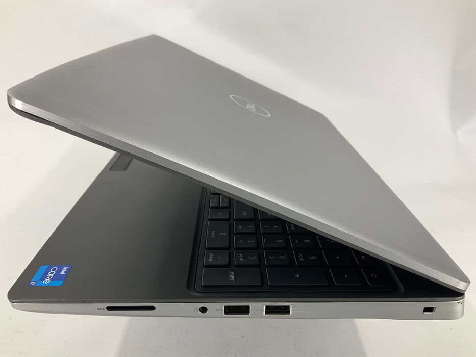 Dell Precision 7560 15.6" Core i7-11850H 512GB 16GB B Win 11 Pro A3000