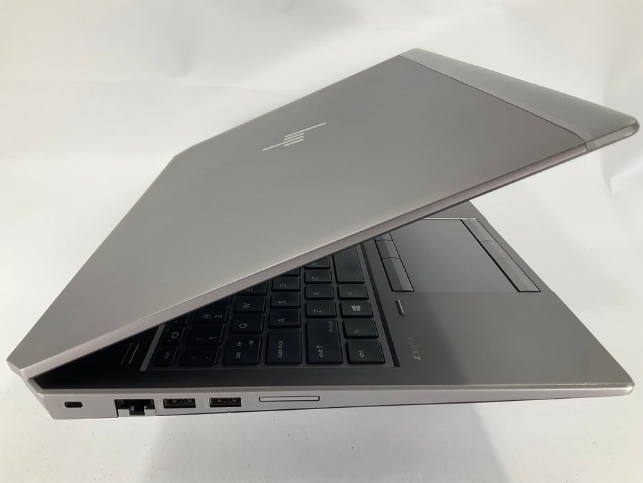 HP ZBook 15 G5 15.6" Core i7-8850H 256GB 32GB B Win 11 Pro P1000