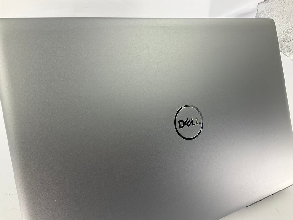 Dell Precision 7560 15.6" Core i7-11850H 512GB 32GB Win 11 Pro T2100