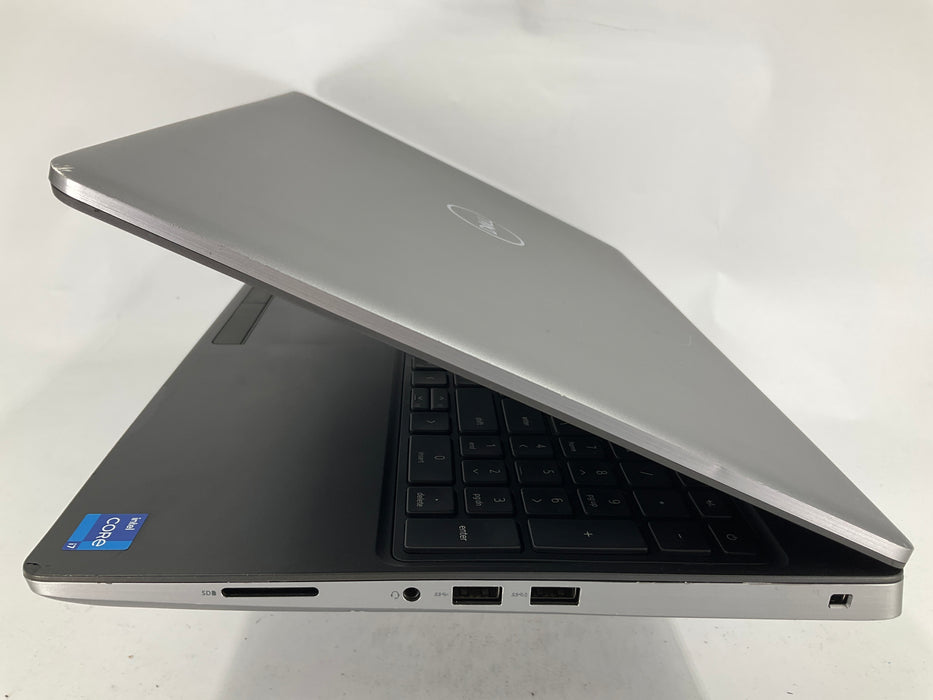 Dell Precision 7560 15.6" Core i7-11850H 512GB 32GB Win 11 Pro RTX A3000