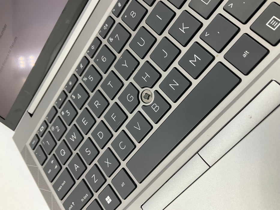 HP ZBook Firefly G8 14" Touch Core i7-1185G7 256GB 16GB NO OS *READ*