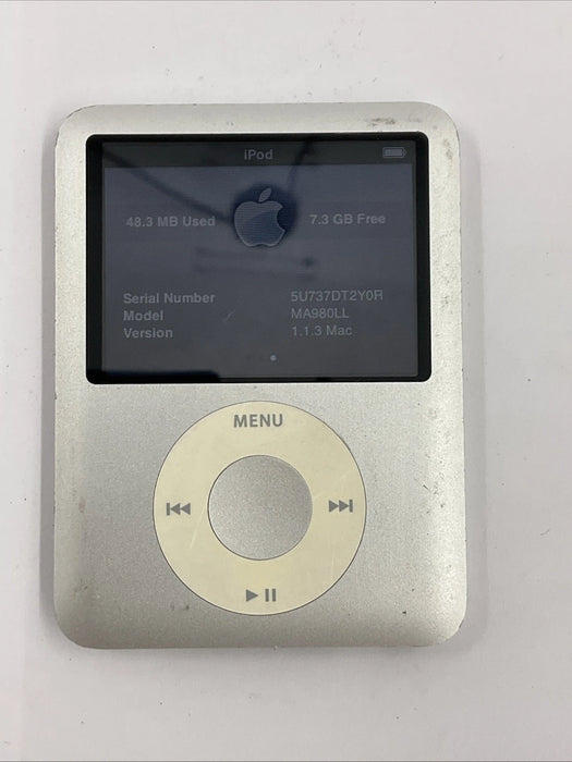 Apple iPod Nano 3rd Gen 8GB Silver A1236