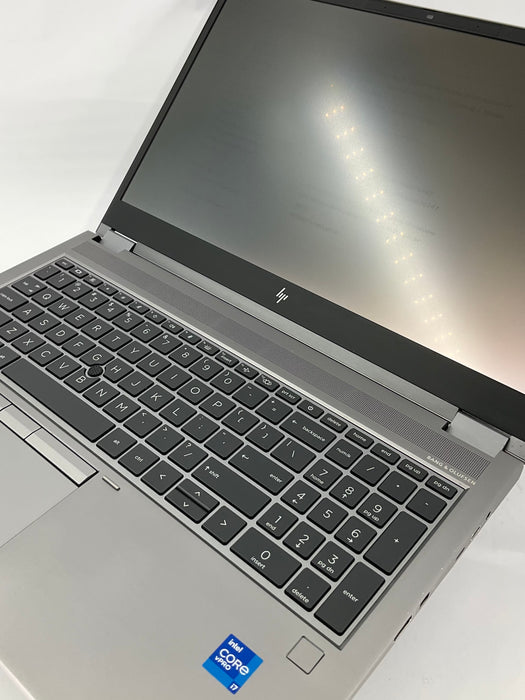 HP Zbook Fury G8 15.6" Core i7-11850H 1TB 32GB B Win 11 Pro RTX A3000