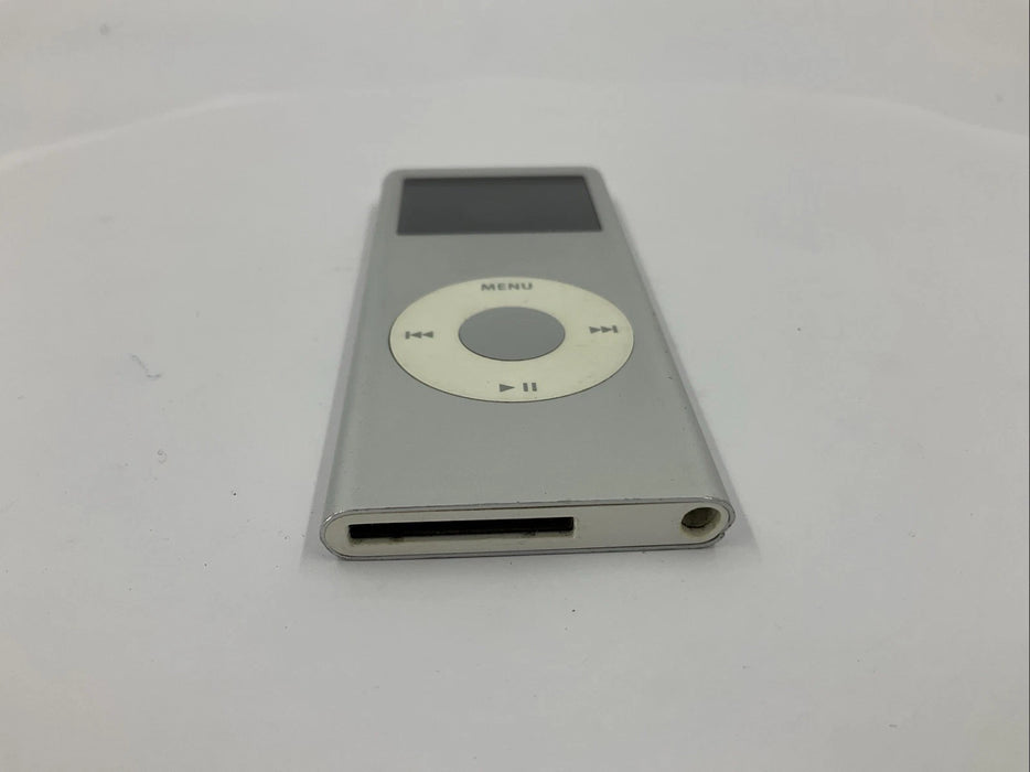 Apple iPod Nano 2nd Generation 4GB Silver A1199